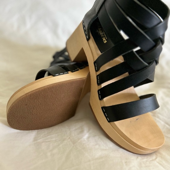 Swedish Hasbeens Plain Strap Sandals- brand new NWOT - Picture 2 of 8